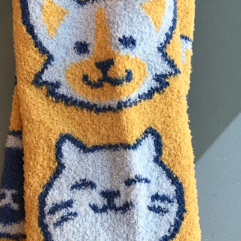 Cozy Fuzzy Socks Cats & Dogs Print - m/ NEW - Picture 2 of 7